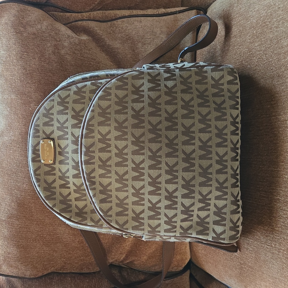 Michael Kors Abbey Large Backpack